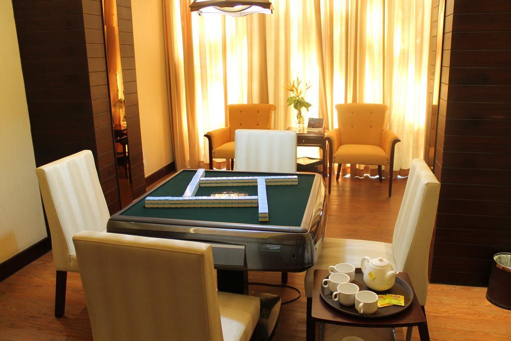 Serenity Coast All Suite Resort Sanya Exterior photo